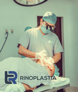 El mejor cirujano plástico facial de Tijuana, el Dr. Edgar Eduardo Santos se especializa en rinoplastia en Tijuana, México.